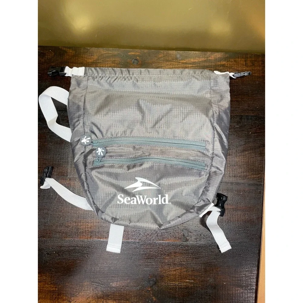 SeaWorld‎ Gray Drawstring Backpack Bag Water Resistant Travel Park Souvenir